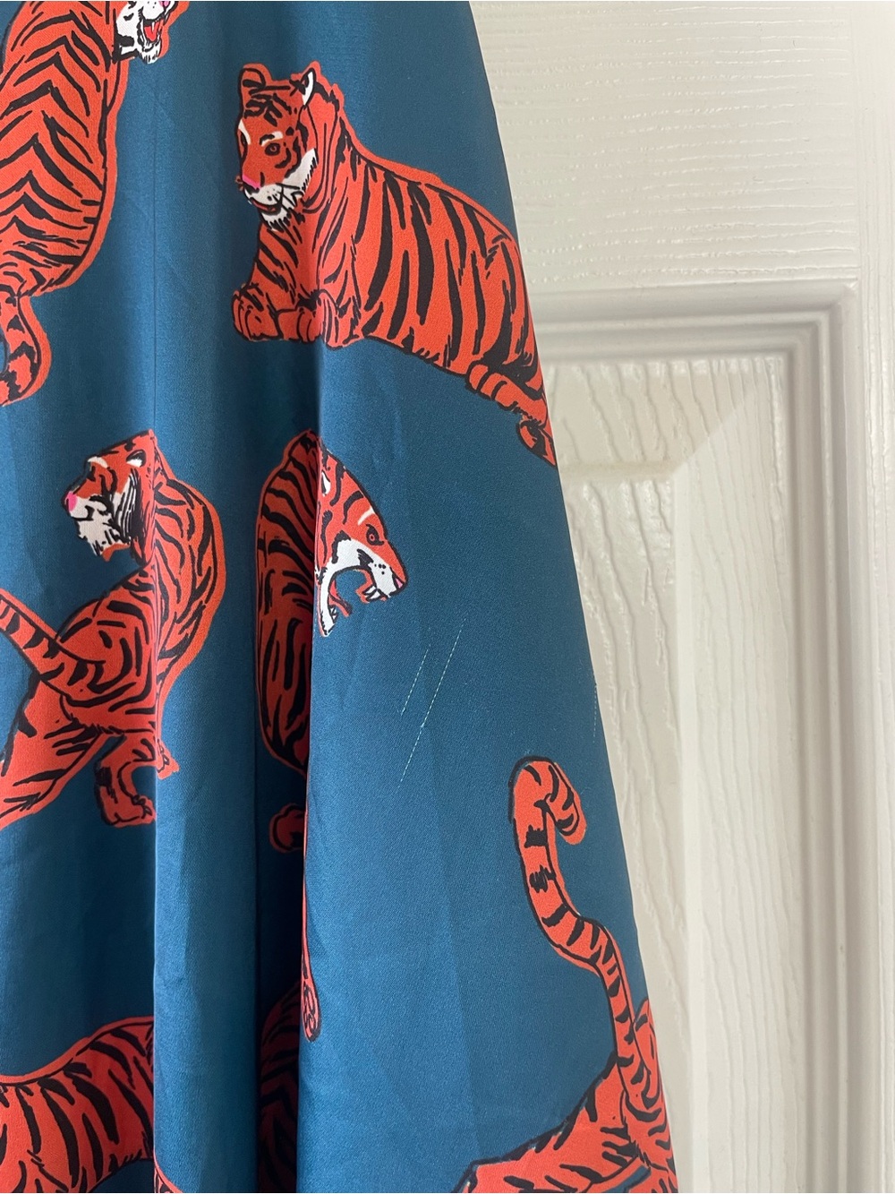 Dressed in LALA Tiger Tales Satin Oversized Button Down Shirt Teal Size Medium - Picture 14 of 16